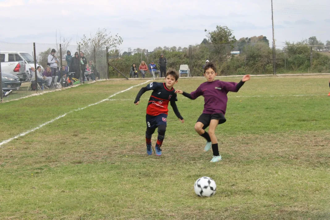 Fecha 10 Infantiles Juveniles Centro Social Fusión FC Atenas B (8)