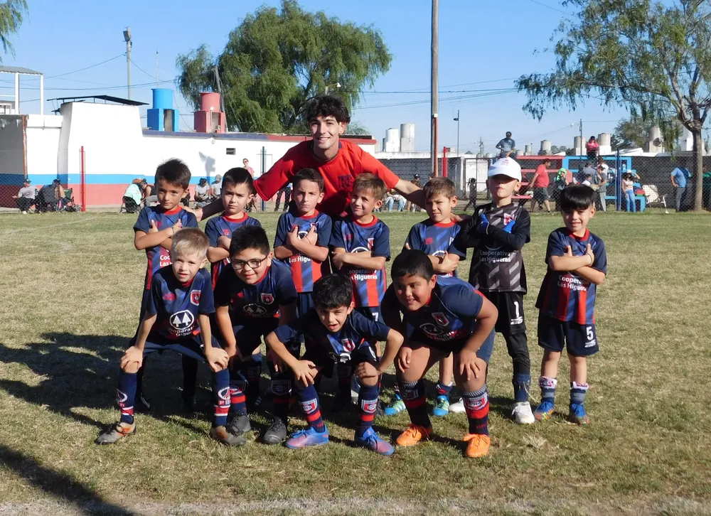 Infantiles Juveniles Centro Social San Lorenzo Bulnes Ateneo Vecinos Argentinso Jrs (41)