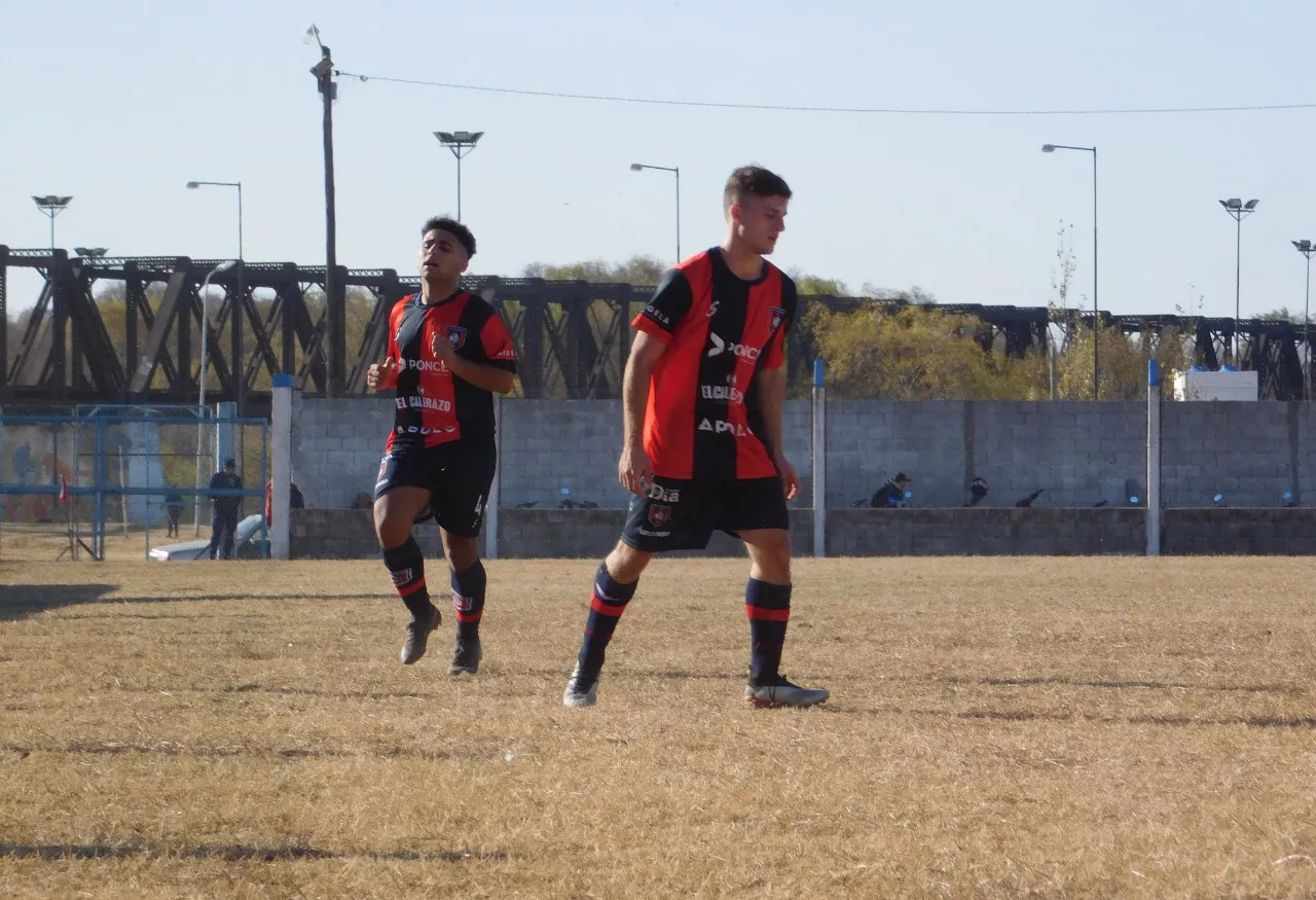 Centro Social vs Defensores de Alberdi (42)
