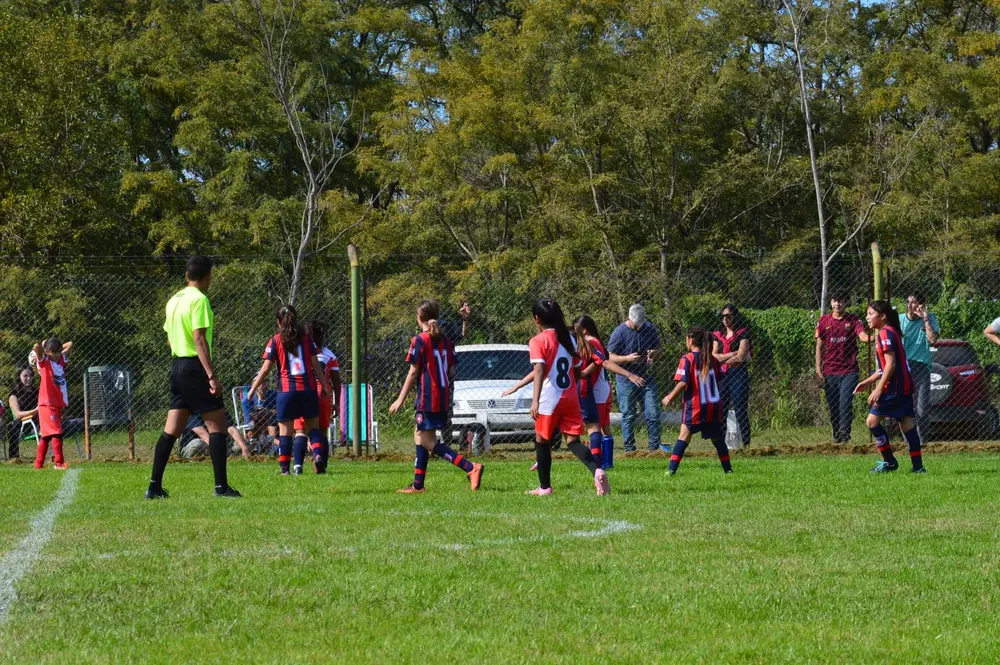 Infantiles Juveniles Centro Social San Lorenzo Bulnes Ateneo Vecinos Argentinso Jrs (24)