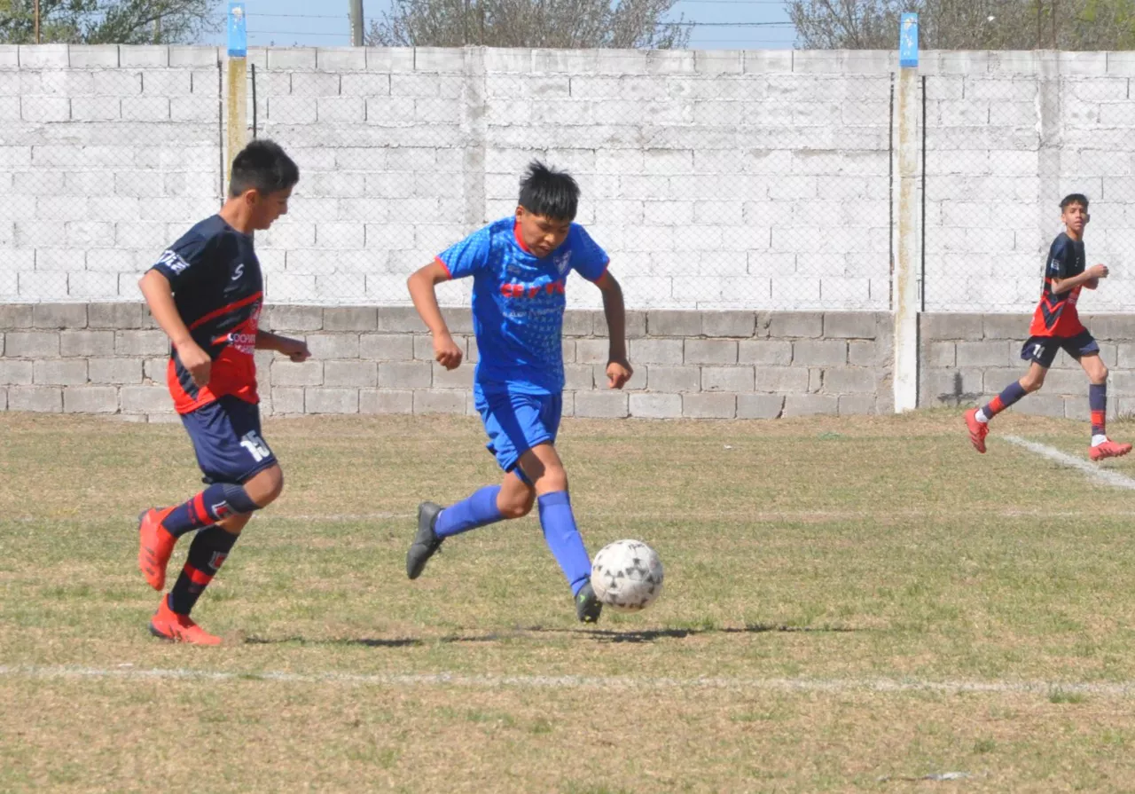 Centro Social vs Defensores de Alberdi vs Juventud Unida Río Cuarto (165)