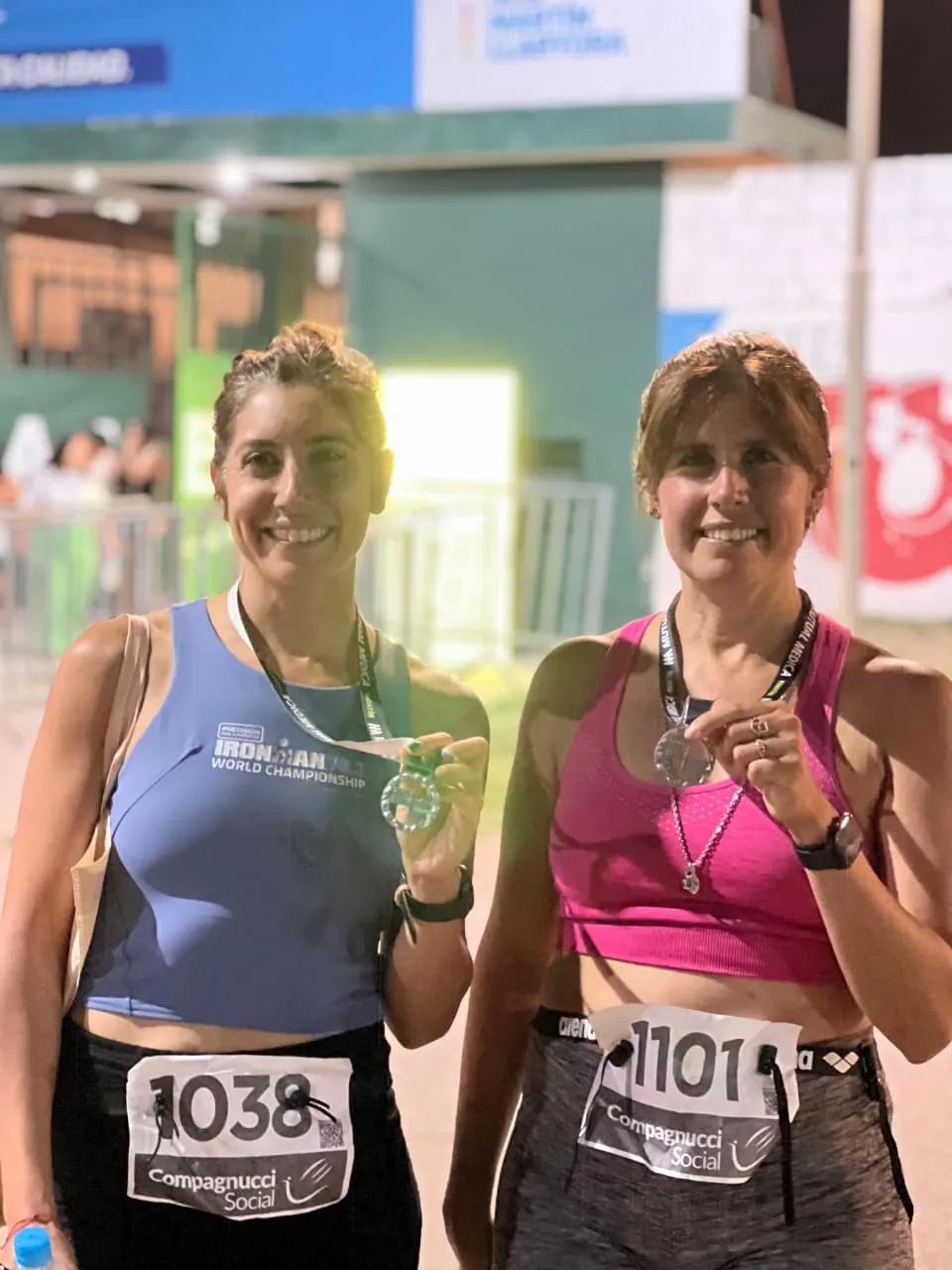 JULIANA Y CARO BUSTOS (2)