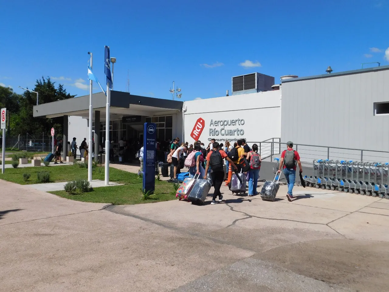 fe5f28a3d8d7328ffc3d13d8a2f17a8a400eb094