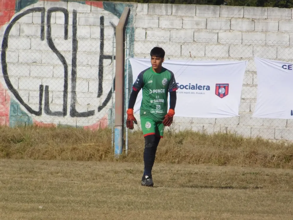 Centro Social vs Deportivo Municipal Adelia María  (32)