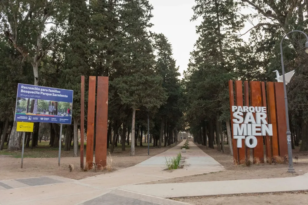 PARQUE SARMIENTO (2)
