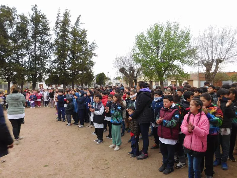 ESCUELA 94 AÑOS (2)