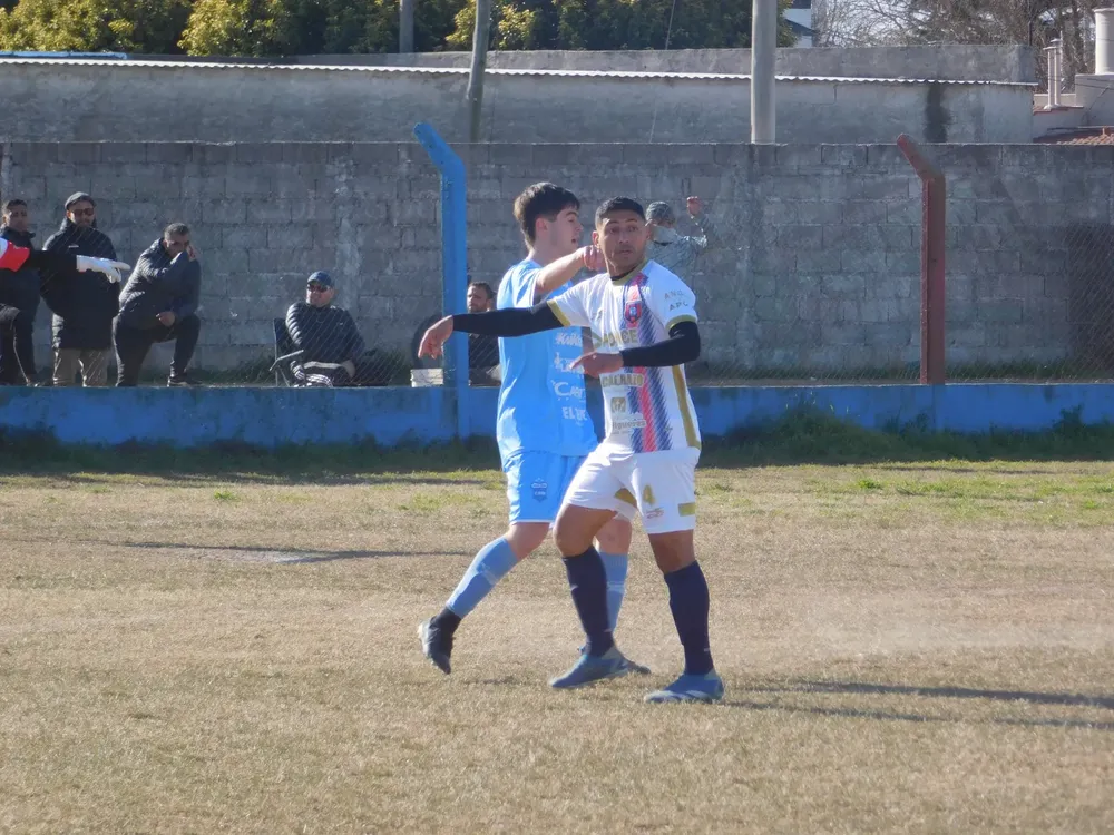 Centro Social vs Deportivo Municipal Adelia María  (48)