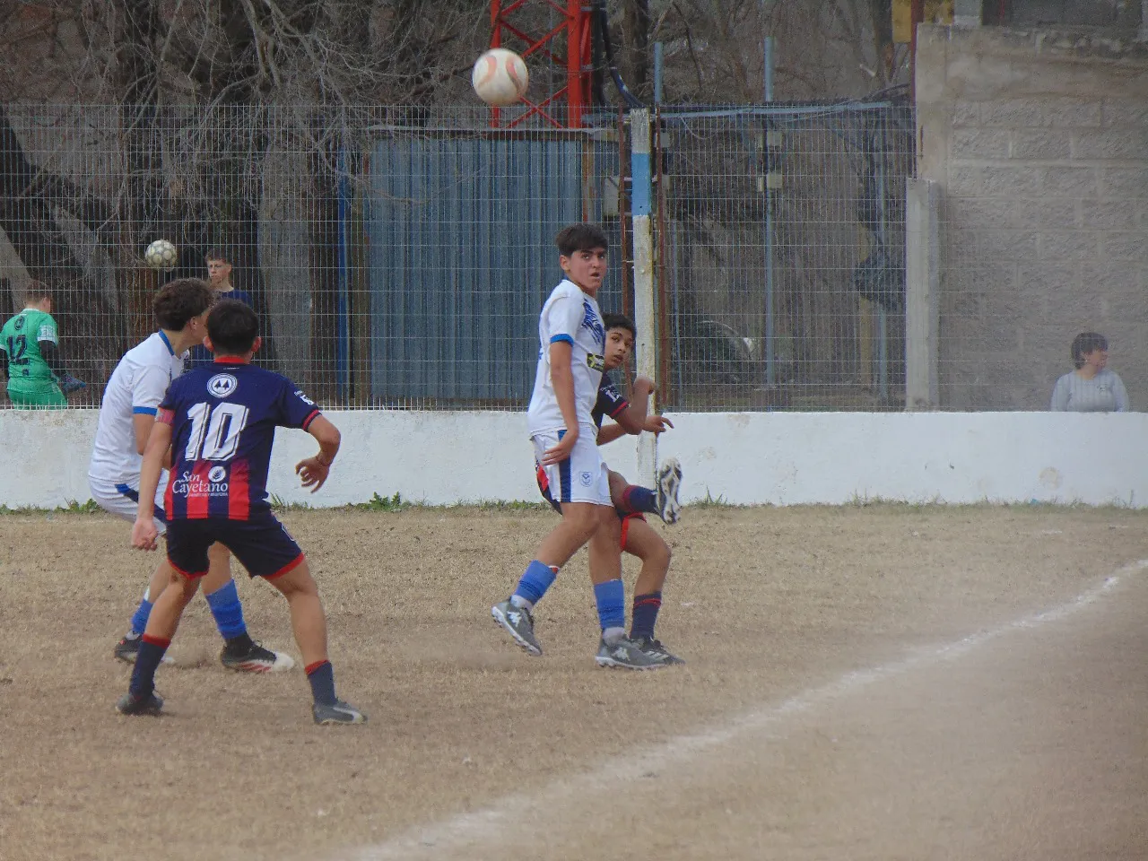 ef30b07eb8e349a4b95864d4bd037dc1