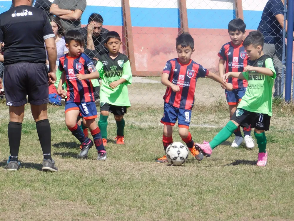 Centro Social Banda Norte Correos Renato Cesarini (94)