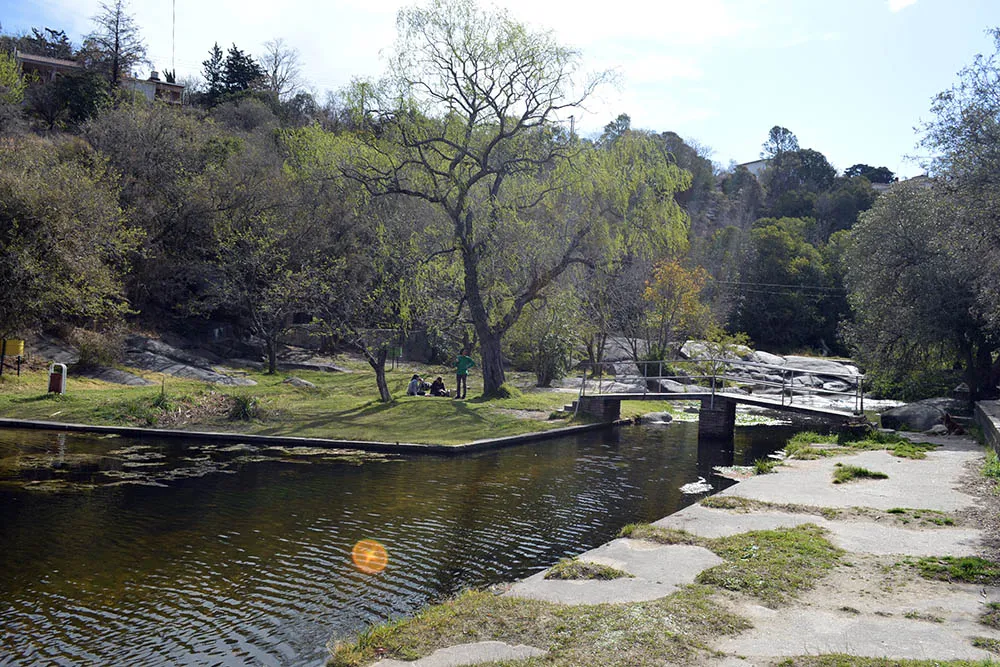 multimedia.normal.8358995f26b8e76f.44697175656369746f2054616e74692d325f6e6f726d616c2e4a5047