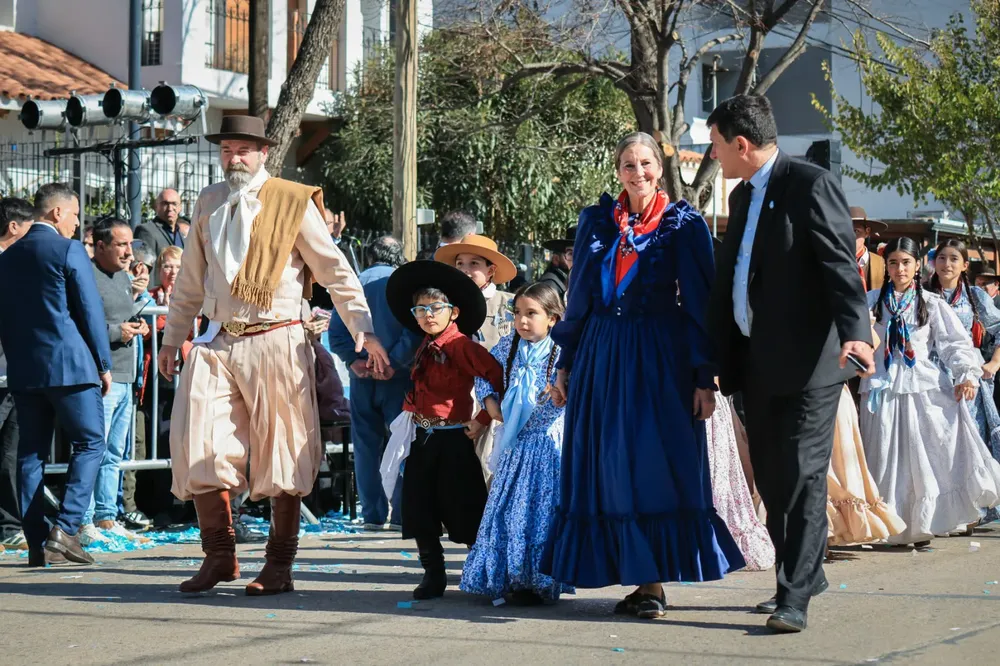DESFILE CIVICO MILITAR (7)