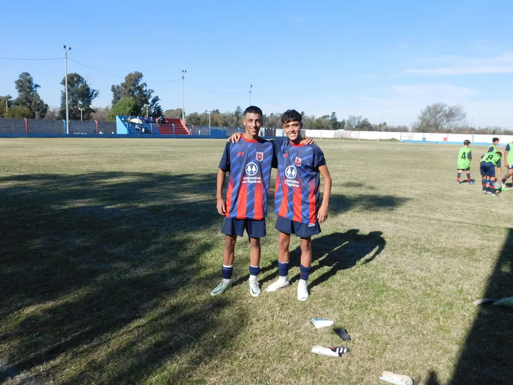 Infantiles Juveniles Centro Social San Lorenzo Bulnes Ateneo Vecinos Argentinso Jrs (20)