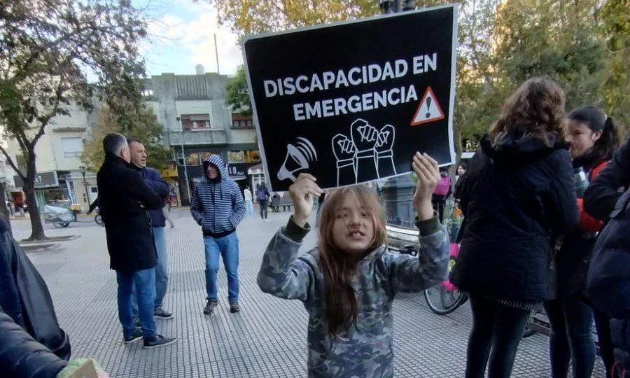 203929_1752271028_672