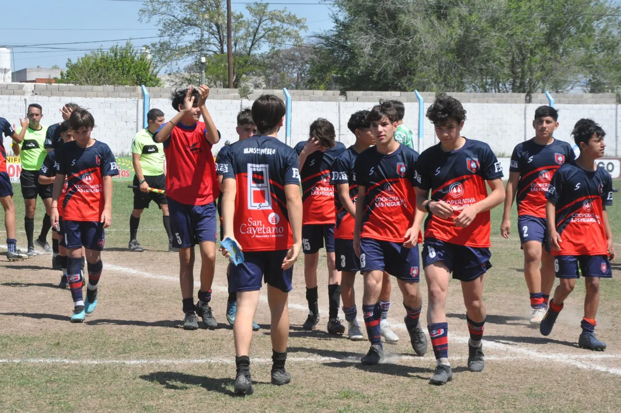 Centro Social Alberdi  Atenas (26)