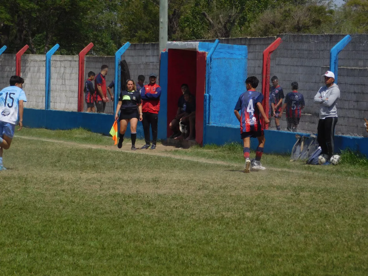 Centro Social Las Higueras Correos y Telecomunicaciones Deportivo Municipal Adela María (150)