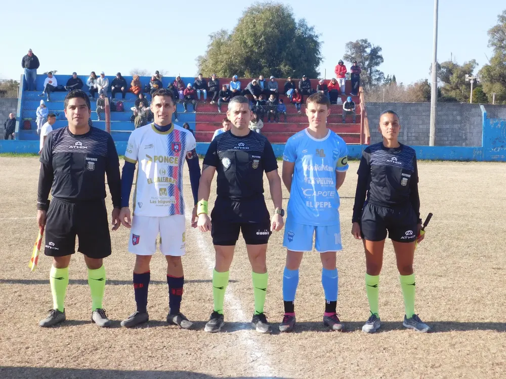 Centro Social vs Deportivo Municipal Adelia María  (46)
