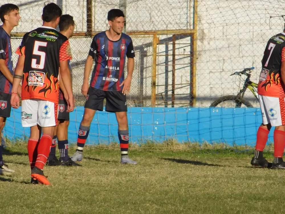 Fecha 9 Centro Social vs Confraternidad (6)