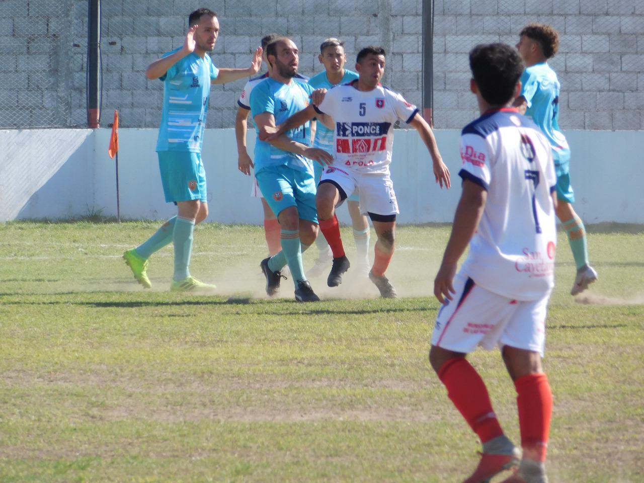 Renato Cesarini vs Centro Social (14)