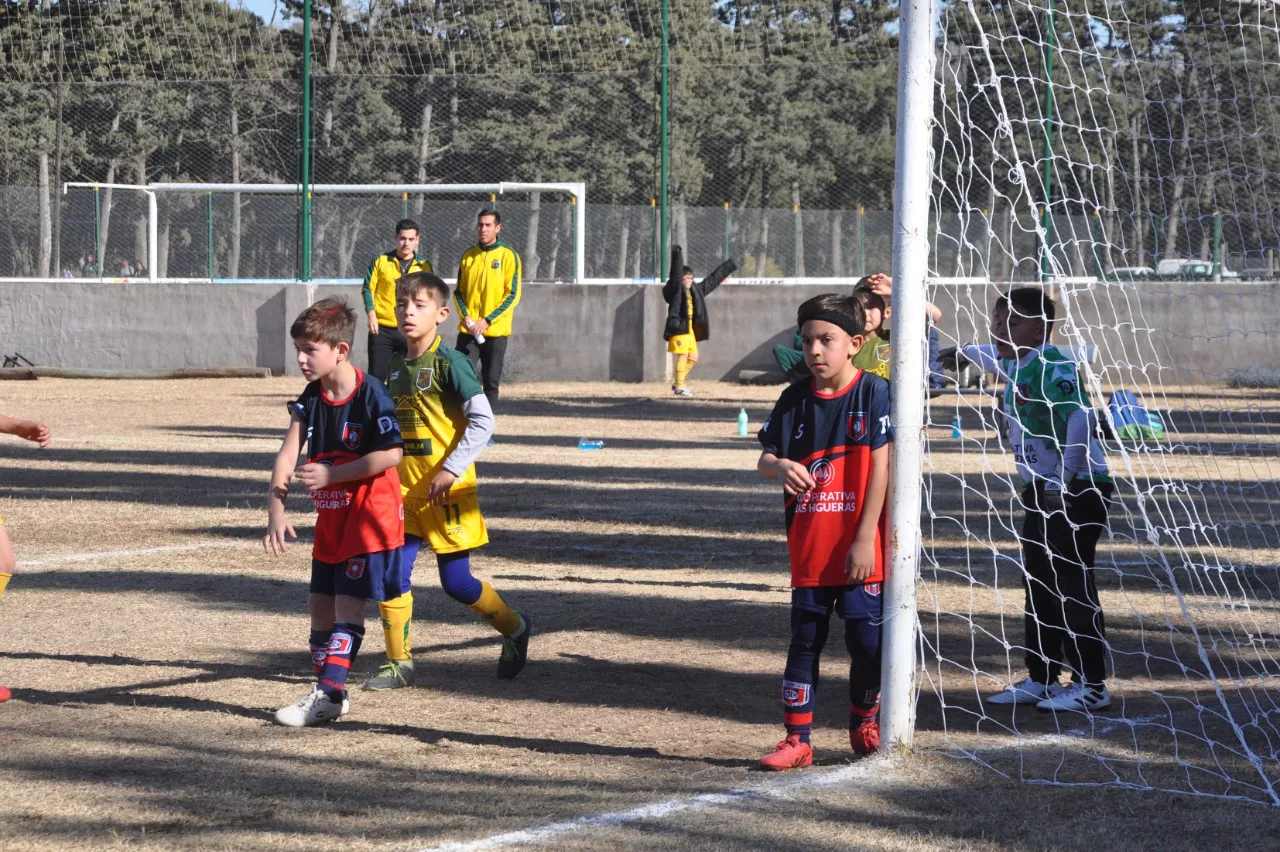 Centro Social vs Roncedo vs Deportivo Rio Cuarto (76)