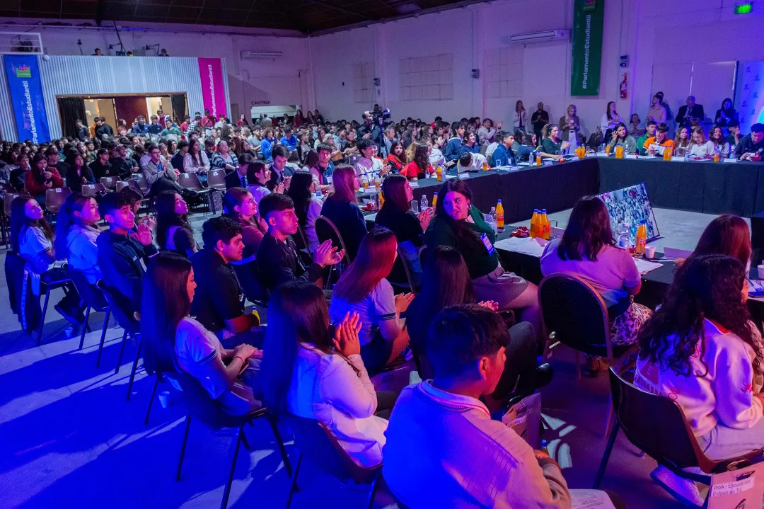 PARLAMENTO ESTUDIANTIL 