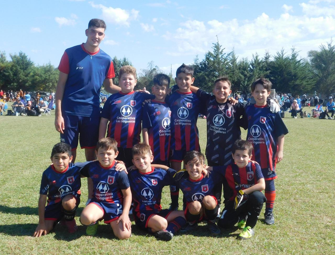 Centro Social Categoria 2013 Relampago Estudiantes (7)