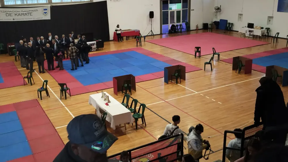 KARATE (10)