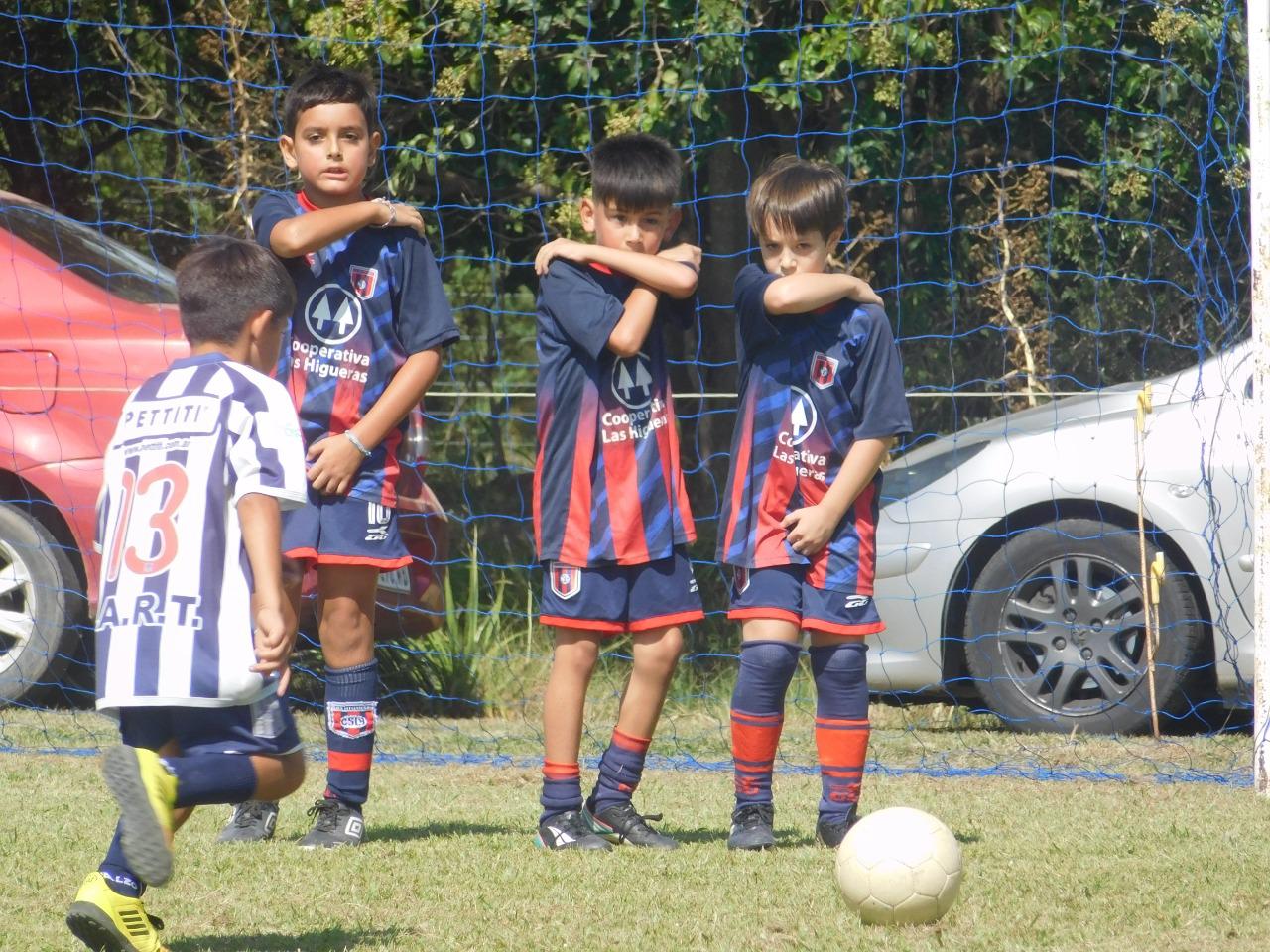 Centro Social Categoria 2013 Relampago Estudiantes (20)