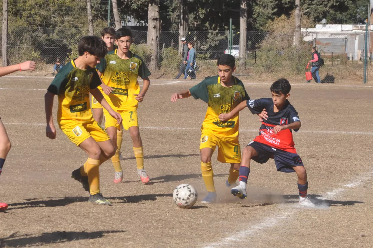 Centro Social vs Roncedo vs Deportivo Rio Cuarto (33)