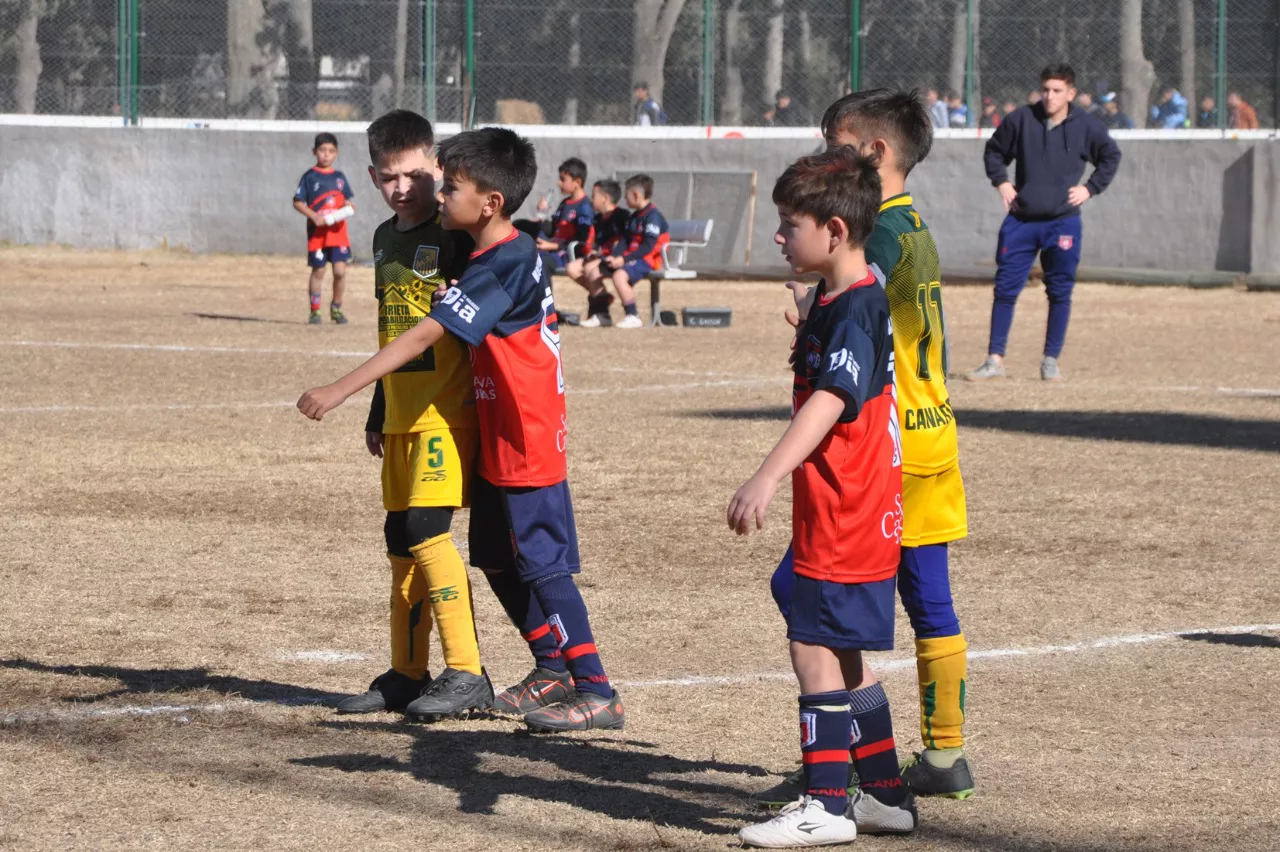 Centro Social vs Roncedo vs Deportivo Rio Cuarto (44)