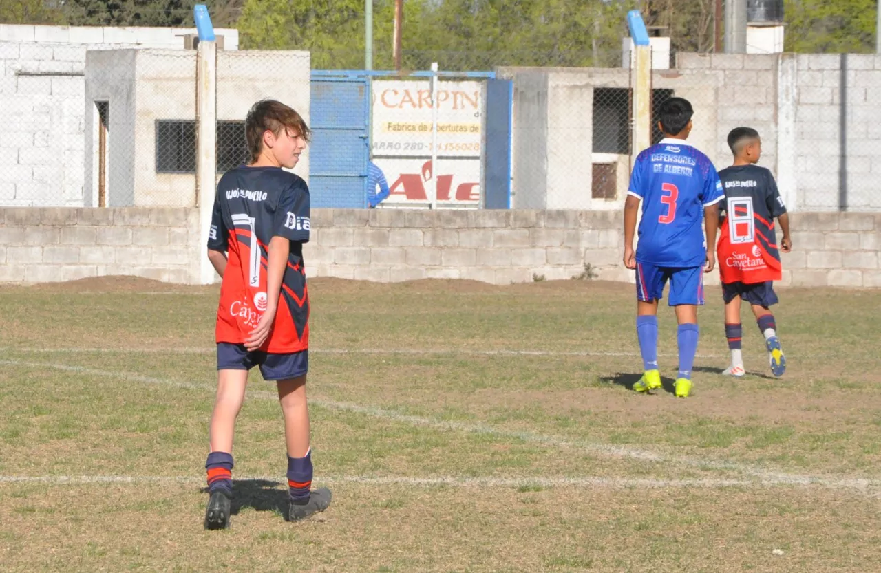 Centro Social vs Defensores de Alberdi vs Juventud Unida Río Cuarto (200)