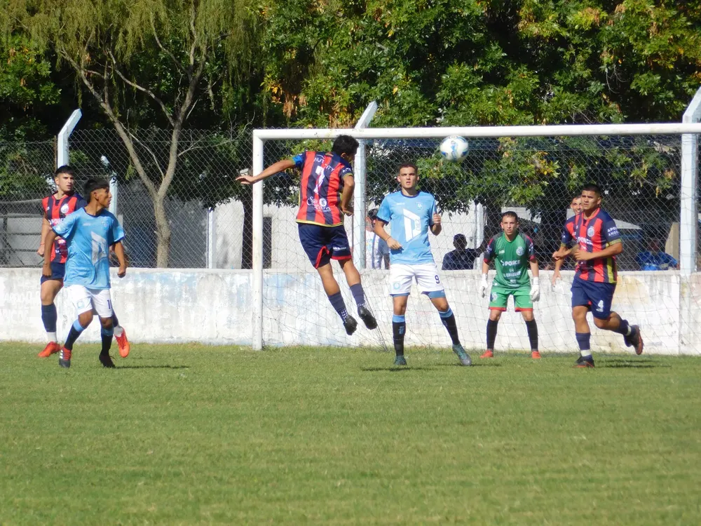 Fecha 3 Centro Social - Estudiantes  (24)
