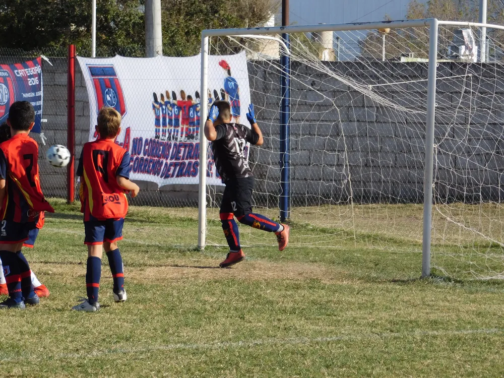 Infantiles Juveniles Centro Social San Lorenzo Bulnes Ateneo Vecinos Argentinso Jrs (62)