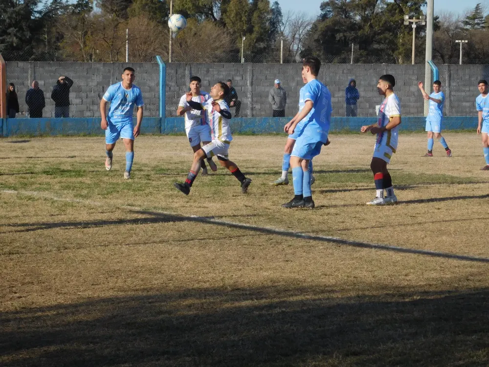 Centro Social vs Deportivo Municipal Adelia María  (19)