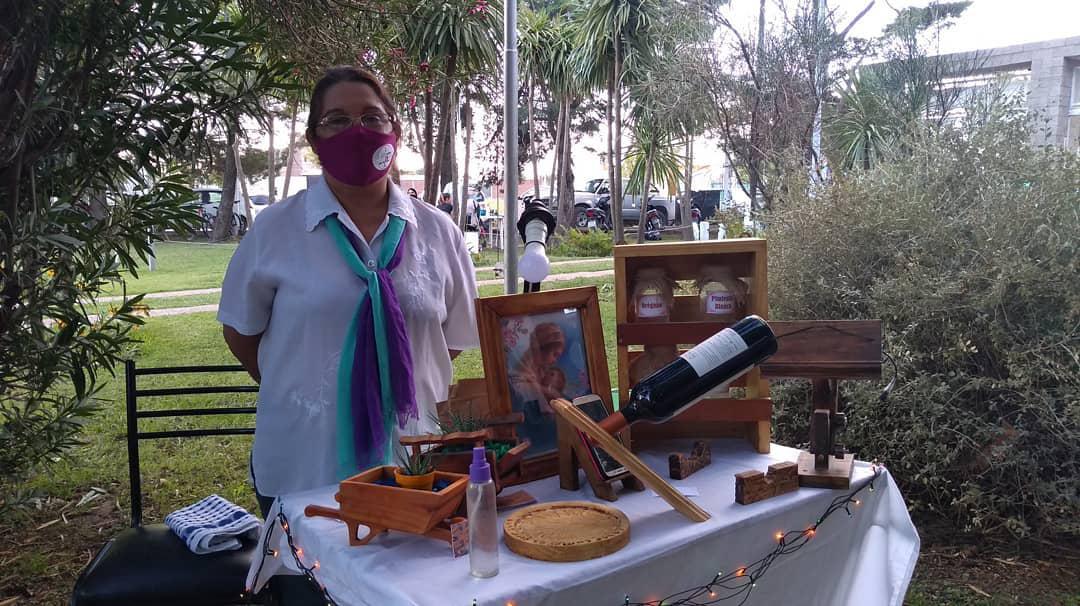 FERIA NAVIDEÑA PRESENCIAL  (2)