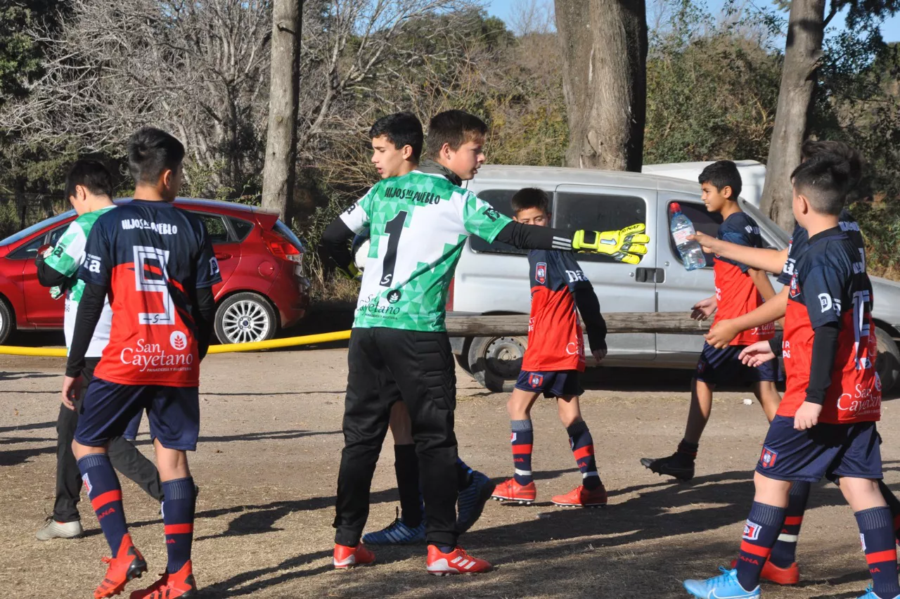 Centro Social vs Roncedo vs Deportivo Rio Cuarto (8)