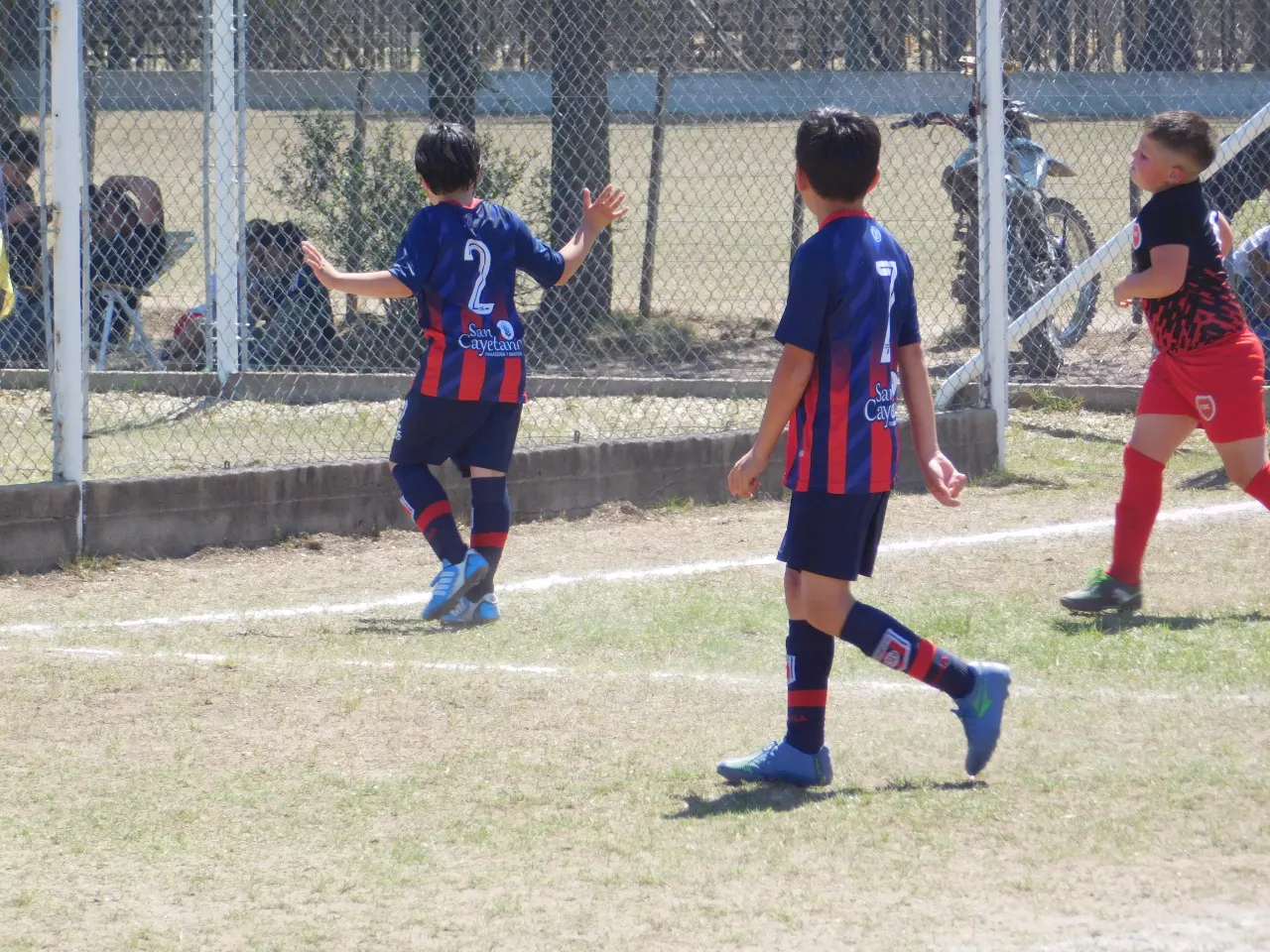 Centro Social vs Alberdi B vs San Cayetano (81)