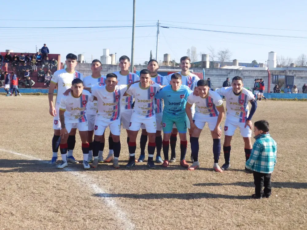 Centro Social vs Deportivo Municipal Adelia María  (45)