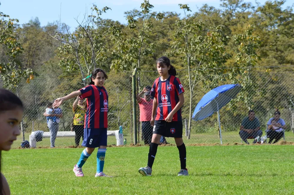 Infantiles Juveniles Centro Social San Lorenzo Bulnes Ateneo Vecinos Argentinso Jrs (9)