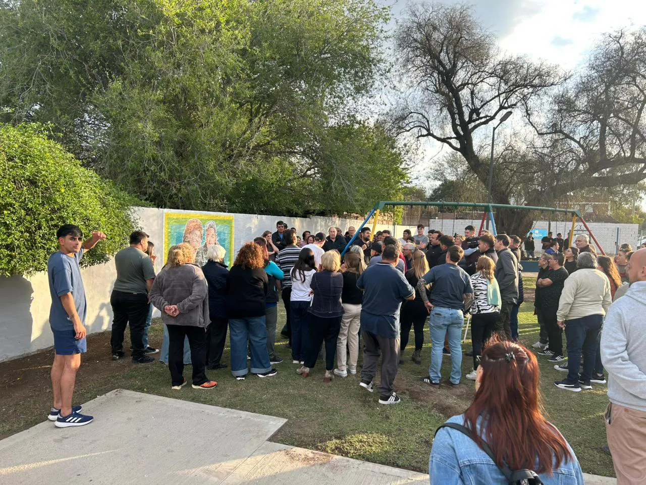 INAUGURACION PLAZA ABUELOS MAÑEZx (3)