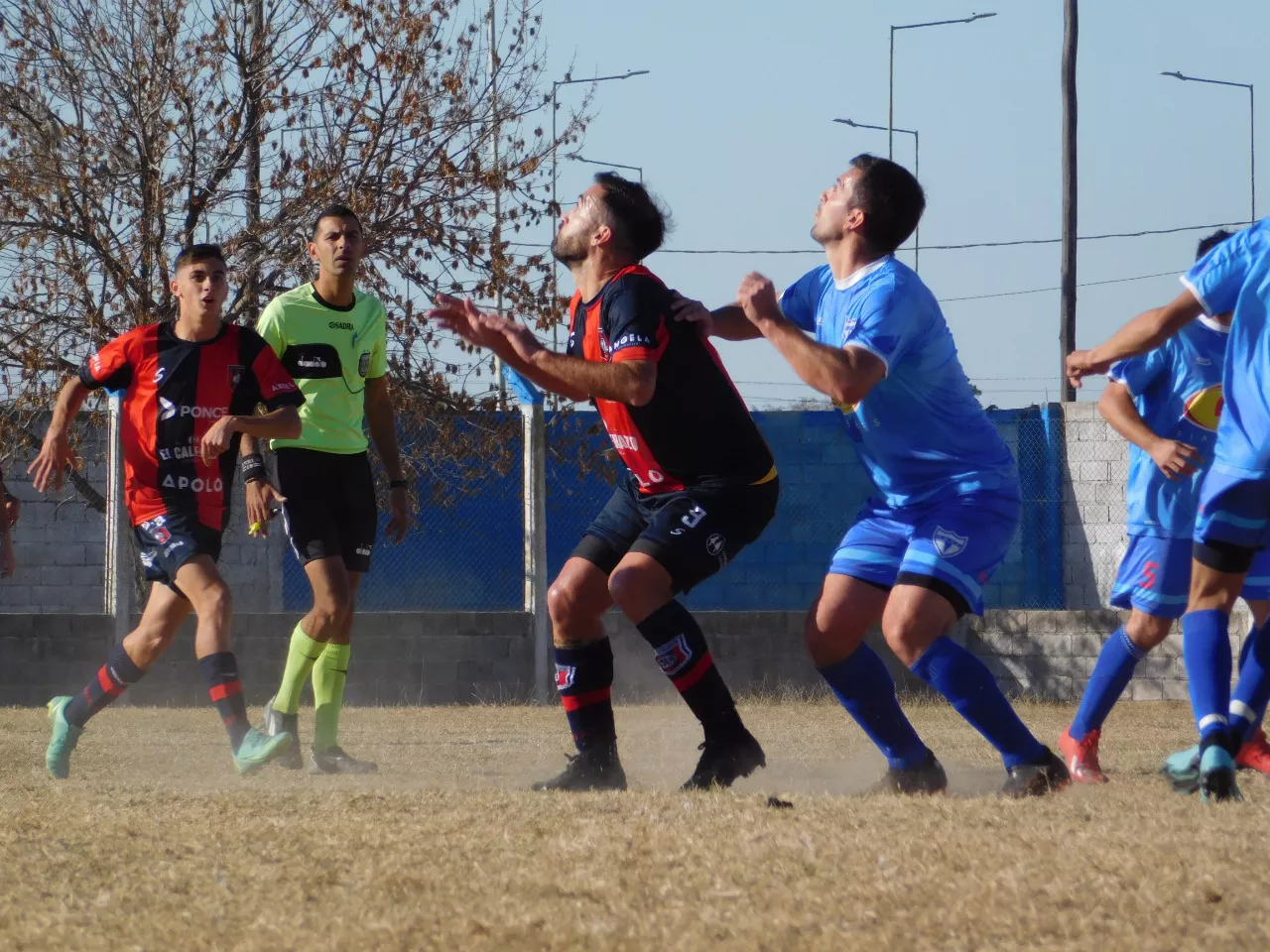 Centro Social vs Defensores de Alberdi (2)