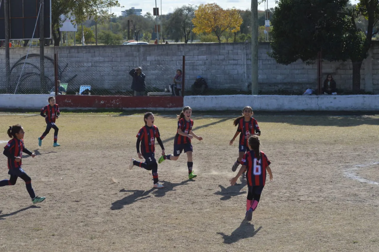 Centro Social vs Correos vs Defensores de Alberdi Socialeritas (16)