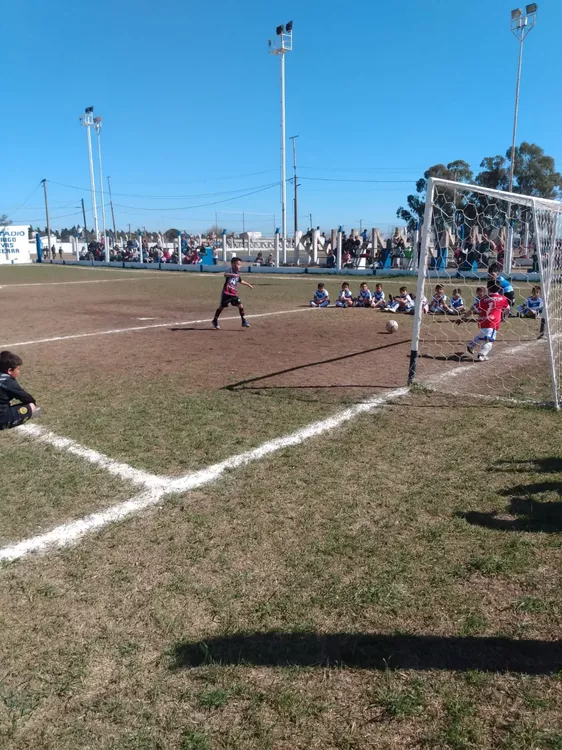 Centro Social vs Municipal Adelia María vs Juventud Unida (13)