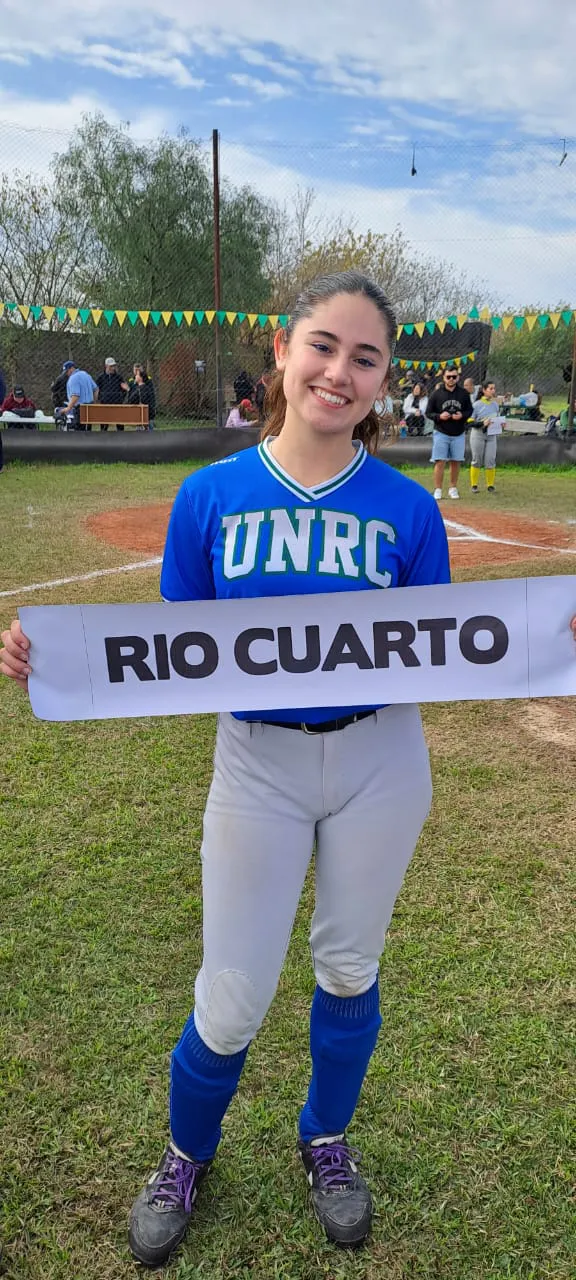 NAHIARA BRUNETTA NATALI (2)