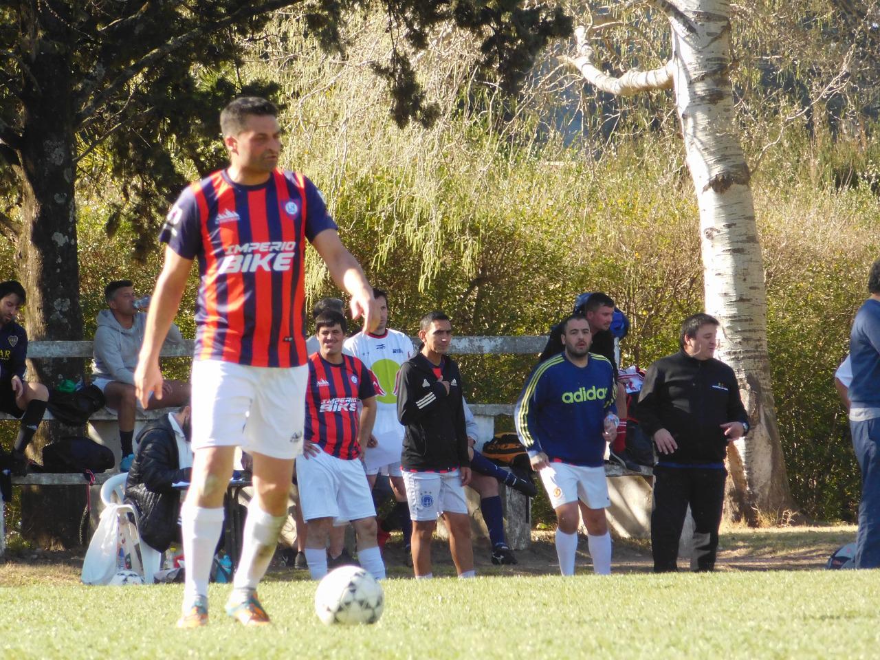 Profesionales Fecha 10 (9)