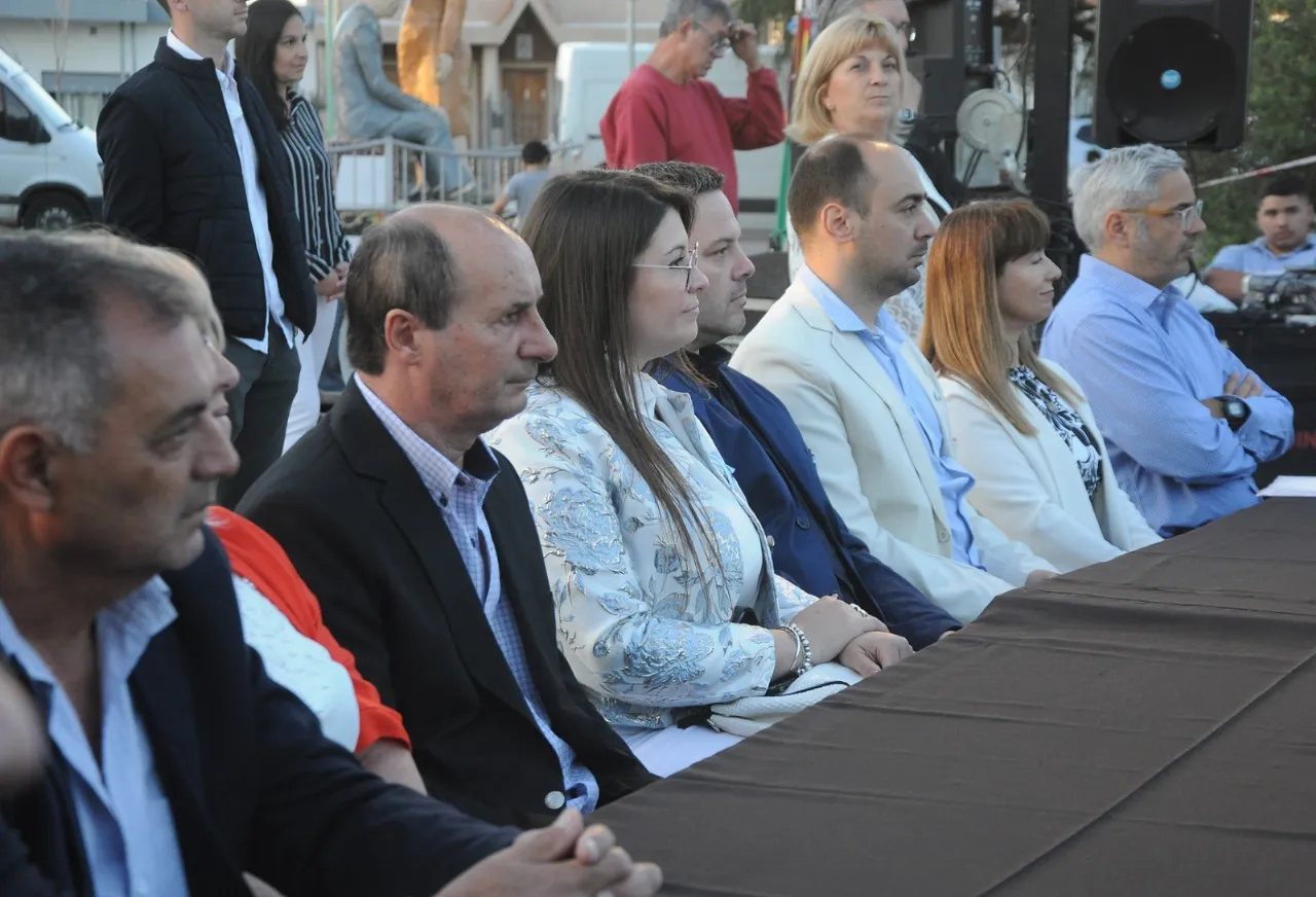 4bd82a84f91688d1963c20700f37185bcb31b698