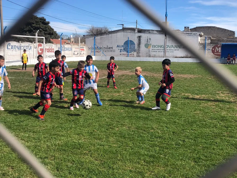 Infanto Juveniels Centro Social Roncedo Defensores Accion Juvenil (15)