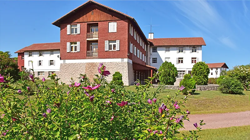 hotel embalse