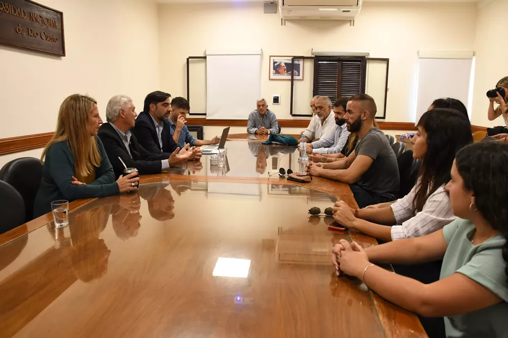 CONECTIVIDAD UNIVERSITARIA (1)