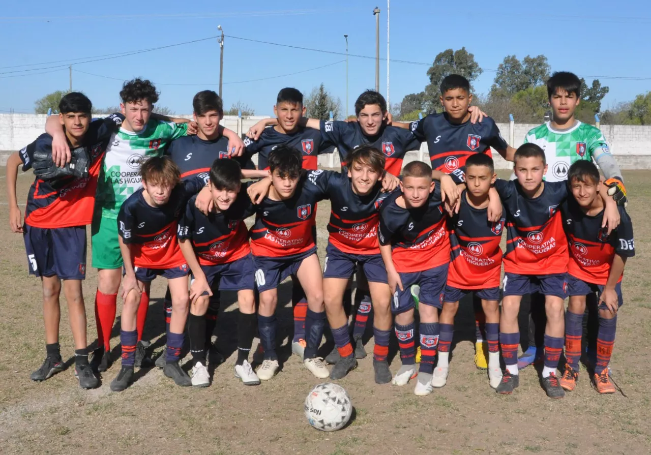 Centro Social vs Defensores de Alberdi vs Juventud Unida Río Cuarto (196)