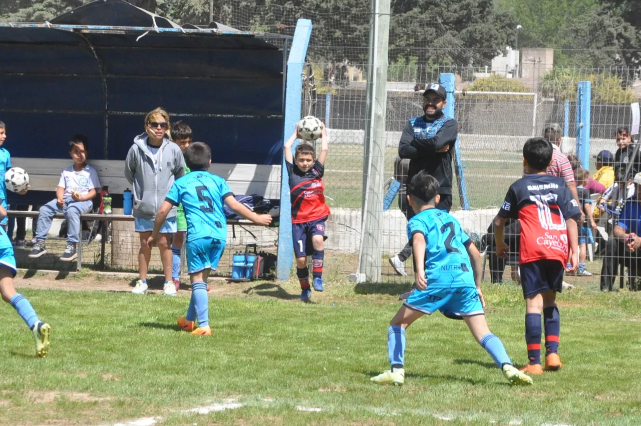 Centro Social San Cayetano Santa Paula Socialeritas Dia de la Madre (110)